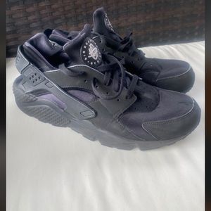 Nike Huarache Shoes